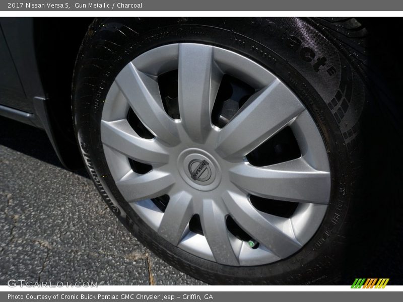 Gun Metallic / Charcoal 2017 Nissan Versa S