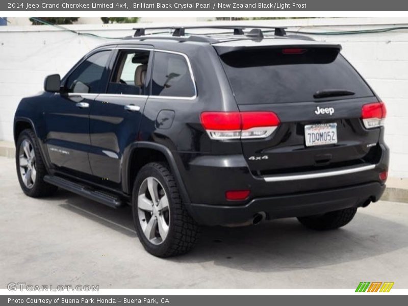 Brilliant Black Crystal Pearl / New Zealand Black/Light Frost 2014 Jeep Grand Cherokee Limited 4x4