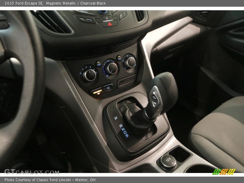 Magnetic Metallic / Charcoal Black 2015 Ford Escape SE