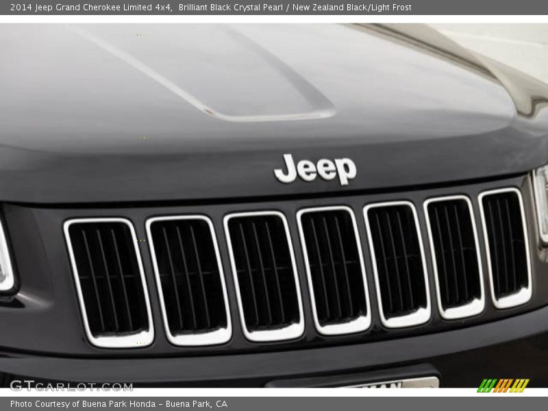 Brilliant Black Crystal Pearl / New Zealand Black/Light Frost 2014 Jeep Grand Cherokee Limited 4x4