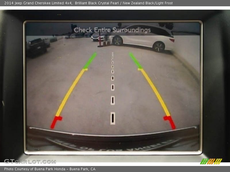 Brilliant Black Crystal Pearl / New Zealand Black/Light Frost 2014 Jeep Grand Cherokee Limited 4x4