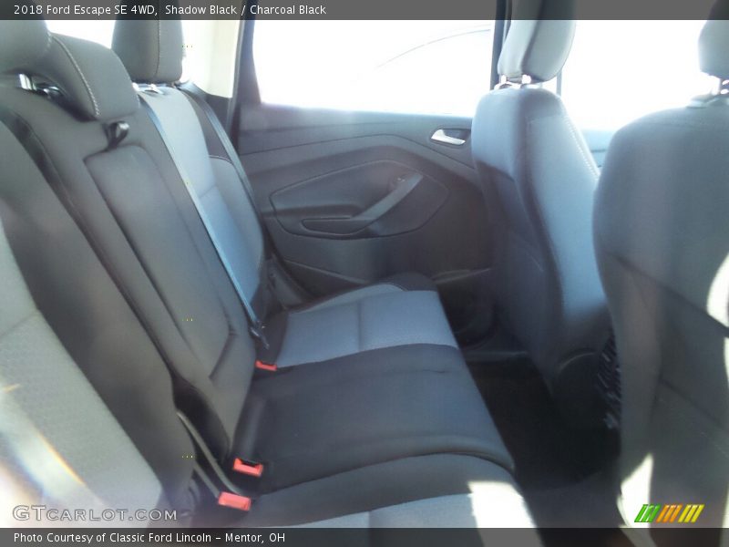 Shadow Black / Charcoal Black 2018 Ford Escape SE 4WD