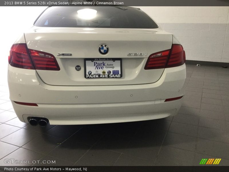 Alpine White / Cinnamon Brown 2013 BMW 5 Series 528i xDrive Sedan