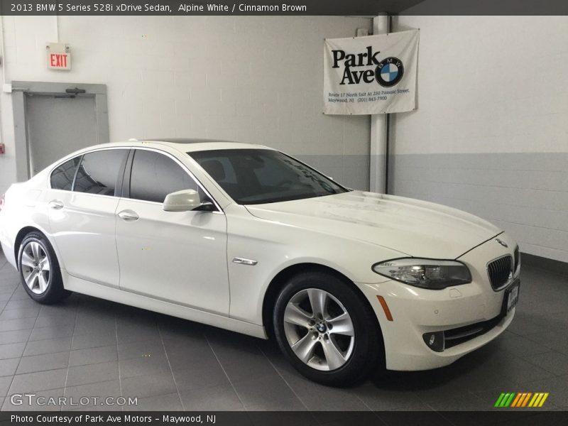 Alpine White / Cinnamon Brown 2013 BMW 5 Series 528i xDrive Sedan