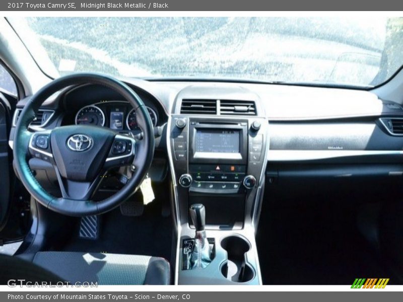 Midnight Black Metallic / Black 2017 Toyota Camry SE