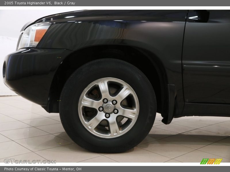Black / Gray 2005 Toyota Highlander V6