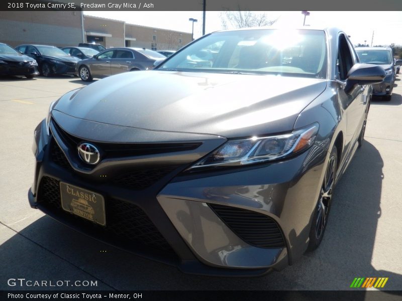 Predawn Gray Mica / Ash 2018 Toyota Camry SE