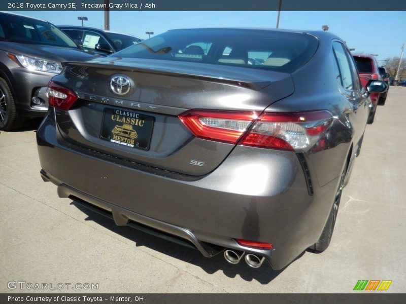 Predawn Gray Mica / Ash 2018 Toyota Camry SE
