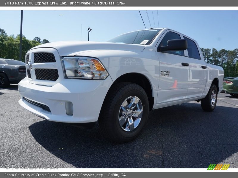 Bright White / Black/Diesel Gray 2018 Ram 1500 Express Crew Cab