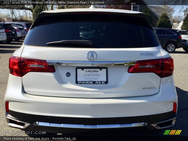 White Diamond Pearl / Parchment 2017 Acura MDX Technology SH-AWD