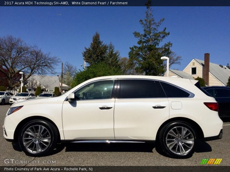 White Diamond Pearl / Parchment 2017 Acura MDX Technology SH-AWD