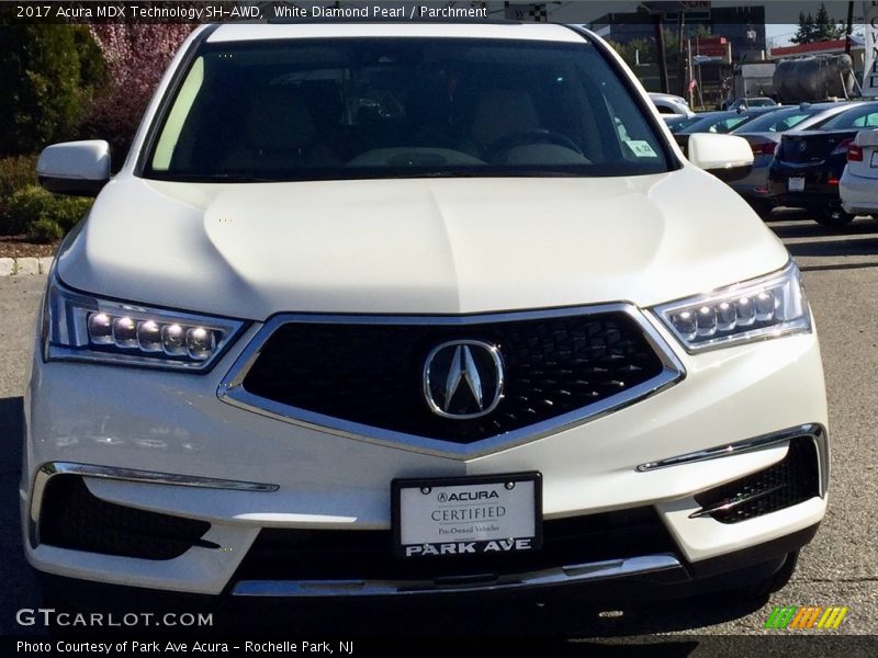 White Diamond Pearl / Parchment 2017 Acura MDX Technology SH-AWD