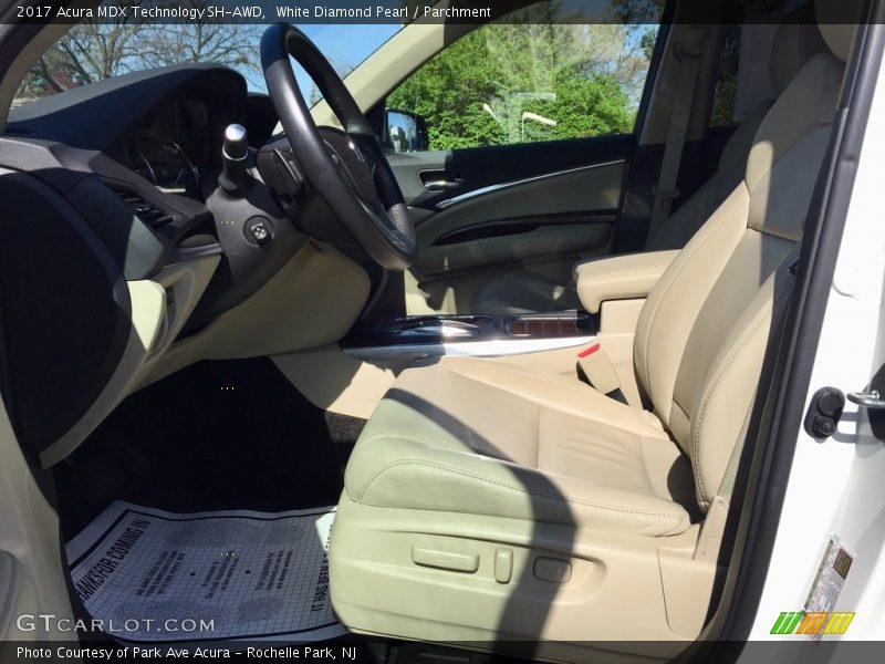 White Diamond Pearl / Parchment 2017 Acura MDX Technology SH-AWD