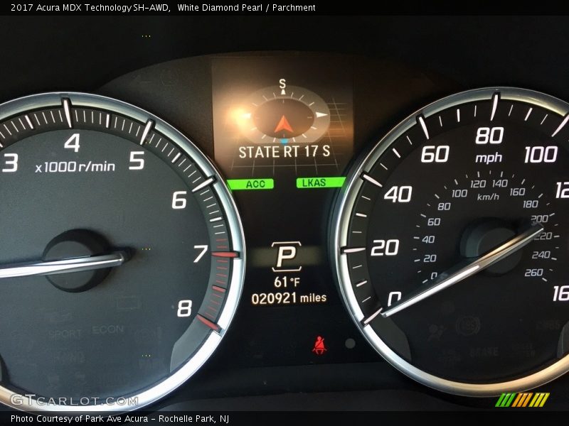 White Diamond Pearl / Parchment 2017 Acura MDX Technology SH-AWD