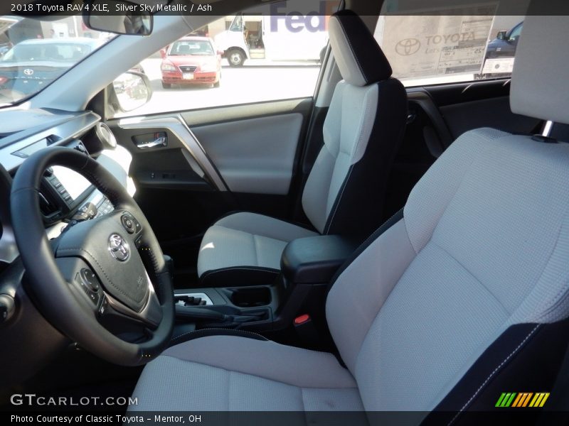 Silver Sky Metallic / Ash 2018 Toyota RAV4 XLE