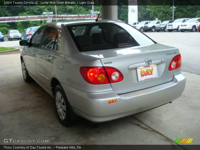 Lunar Mist Silver Metallic / Light Gray 2004 Toyota Corolla LE