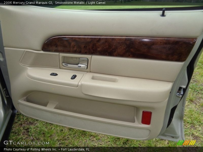 Smokestone Metallic / Light Camel 2006 Mercury Grand Marquis GS