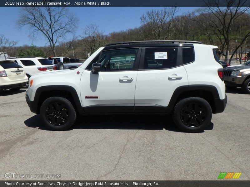 Alpine White / Black 2018 Jeep Renegade Trailhawk 4x4