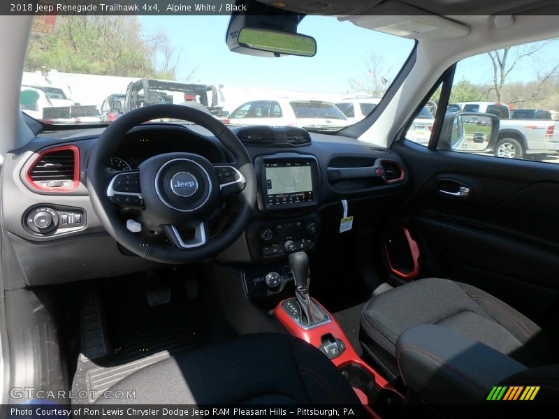 Alpine White / Black 2018 Jeep Renegade Trailhawk 4x4