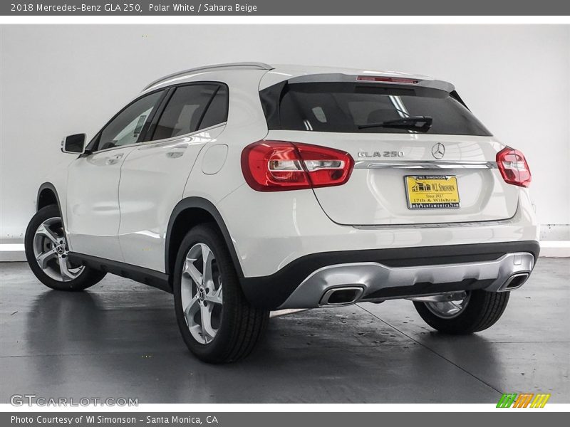 Polar White / Sahara Beige 2018 Mercedes-Benz GLA 250