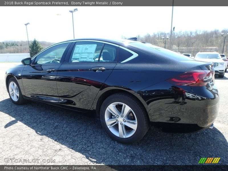 Ebony Twilight Metallic / Ebony 2018 Buick Regal Sportback Preferred