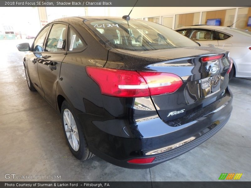 Shadow Black / Charcoal Black 2018 Ford Focus SE Sedan