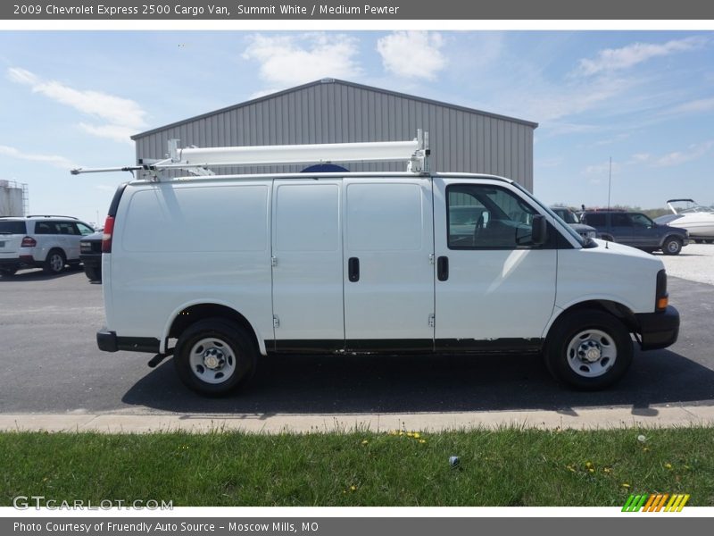 Summit White / Medium Pewter 2009 Chevrolet Express 2500 Cargo Van