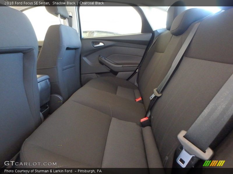 Shadow Black / Charcoal Black 2018 Ford Focus SE Sedan