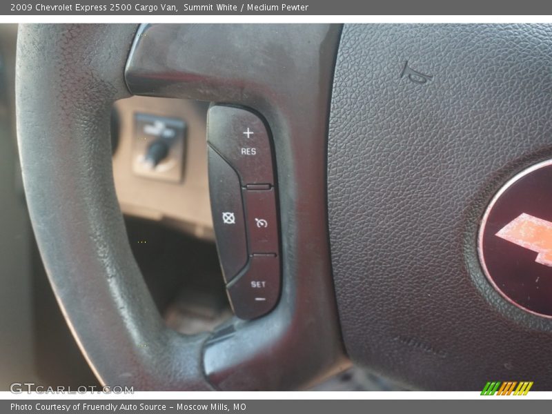 Summit White / Medium Pewter 2009 Chevrolet Express 2500 Cargo Van