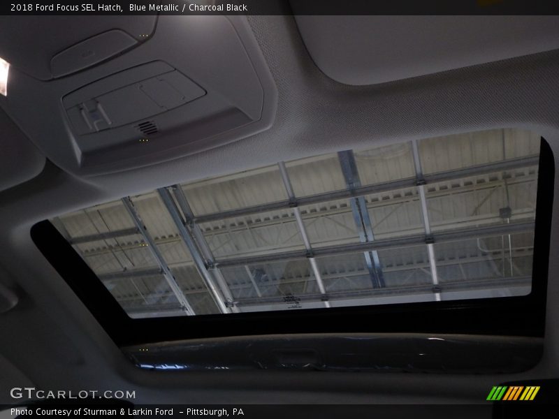 Blue Metallic / Charcoal Black 2018 Ford Focus SEL Hatch