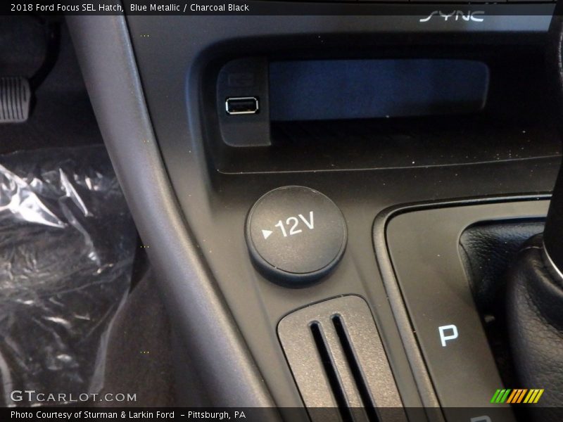 Blue Metallic / Charcoal Black 2018 Ford Focus SEL Hatch