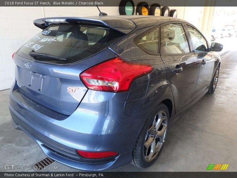 Blue Metallic / Charcoal Black 2018 Ford Focus ST Hatch
