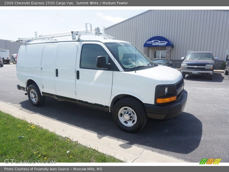 Summit White / Medium Pewter 2009 Chevrolet Express 2500 Cargo Van