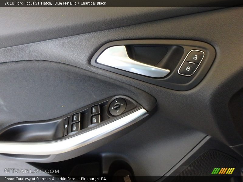Blue Metallic / Charcoal Black 2018 Ford Focus ST Hatch