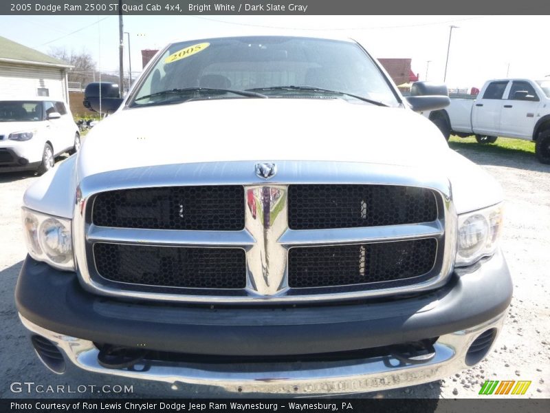 Bright White / Dark Slate Gray 2005 Dodge Ram 2500 ST Quad Cab 4x4