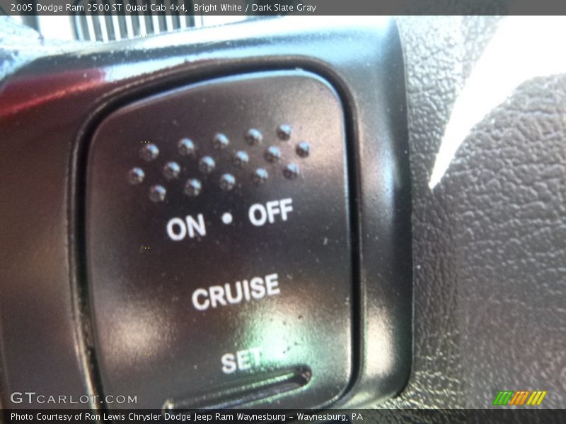 Bright White / Dark Slate Gray 2005 Dodge Ram 2500 ST Quad Cab 4x4