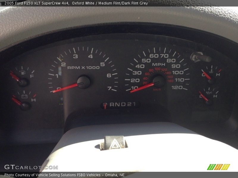 Oxford White / Medium Flint/Dark Flint Grey 2005 Ford F150 XLT SuperCrew 4x4