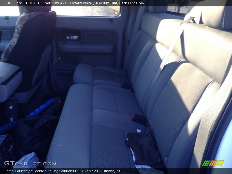 Oxford White / Medium Flint/Dark Flint Grey 2005 Ford F150 XLT SuperCrew 4x4
