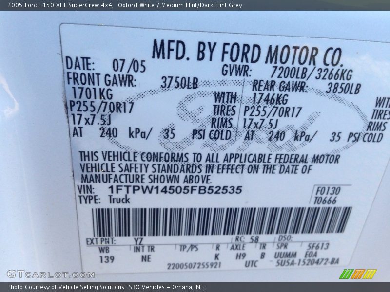 Oxford White / Medium Flint/Dark Flint Grey 2005 Ford F150 XLT SuperCrew 4x4