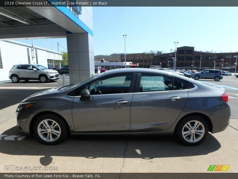 Nightfall Gray Metallic / Jet Black 2018 Chevrolet Cruze LT