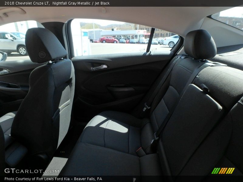 Nightfall Gray Metallic / Jet Black 2018 Chevrolet Cruze LT