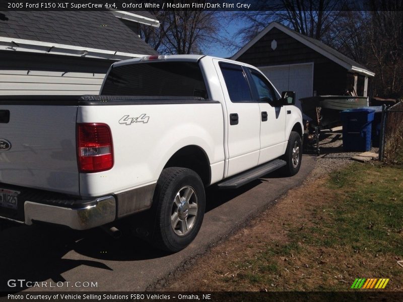 Oxford White / Medium Flint/Dark Flint Grey 2005 Ford F150 XLT SuperCrew 4x4