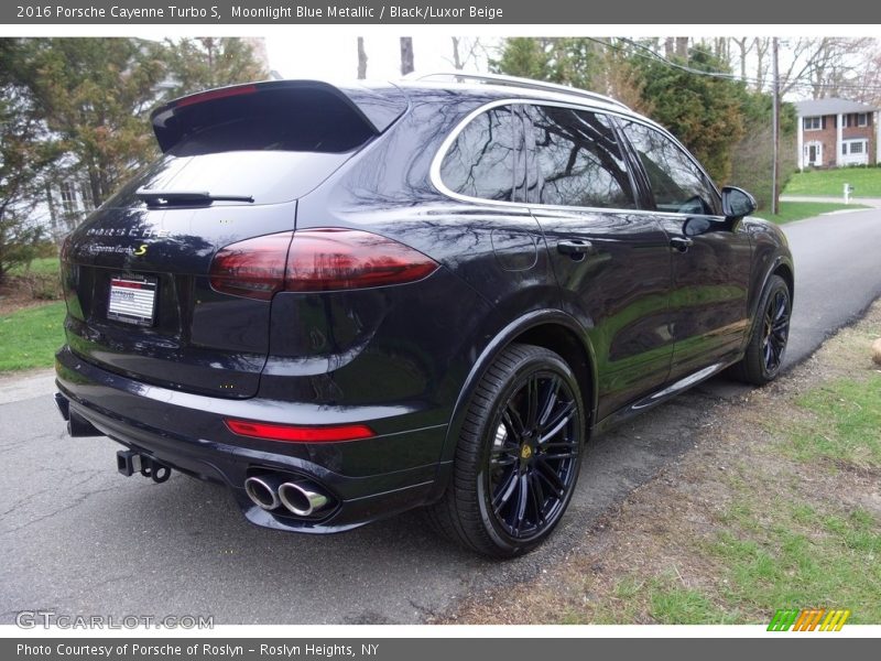 Moonlight Blue Metallic / Black/Luxor Beige 2016 Porsche Cayenne Turbo S