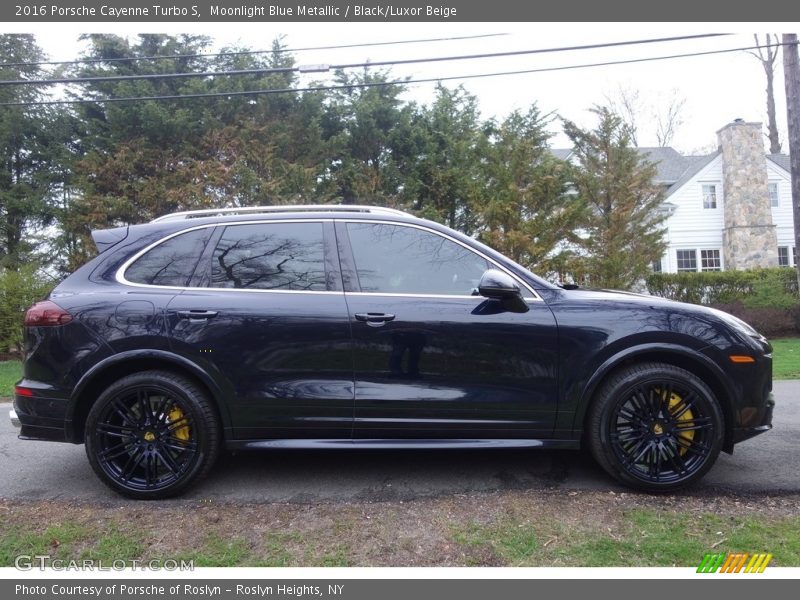 Moonlight Blue Metallic / Black/Luxor Beige 2016 Porsche Cayenne Turbo S