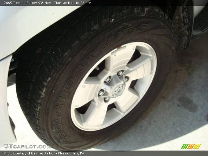 Titanium Metallic / Stone 2005 Toyota 4Runner SR5 4x4