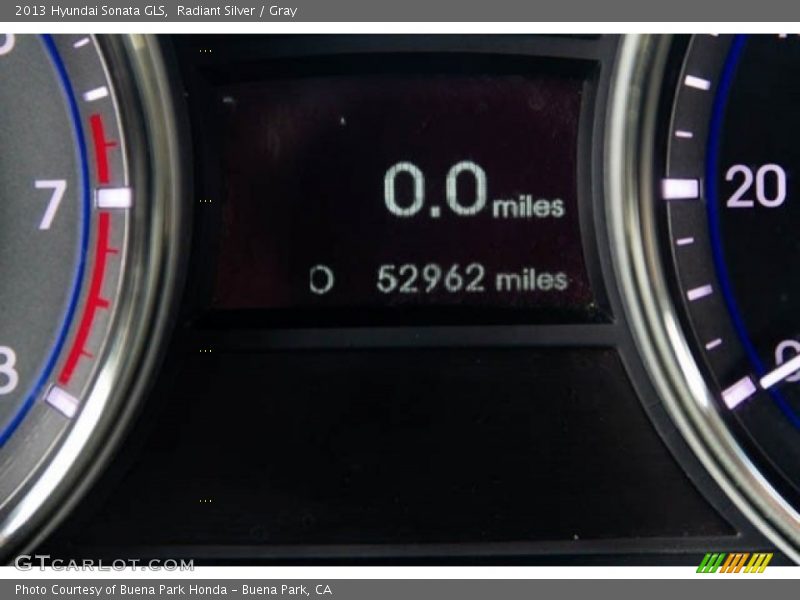 Radiant Silver / Gray 2013 Hyundai Sonata GLS