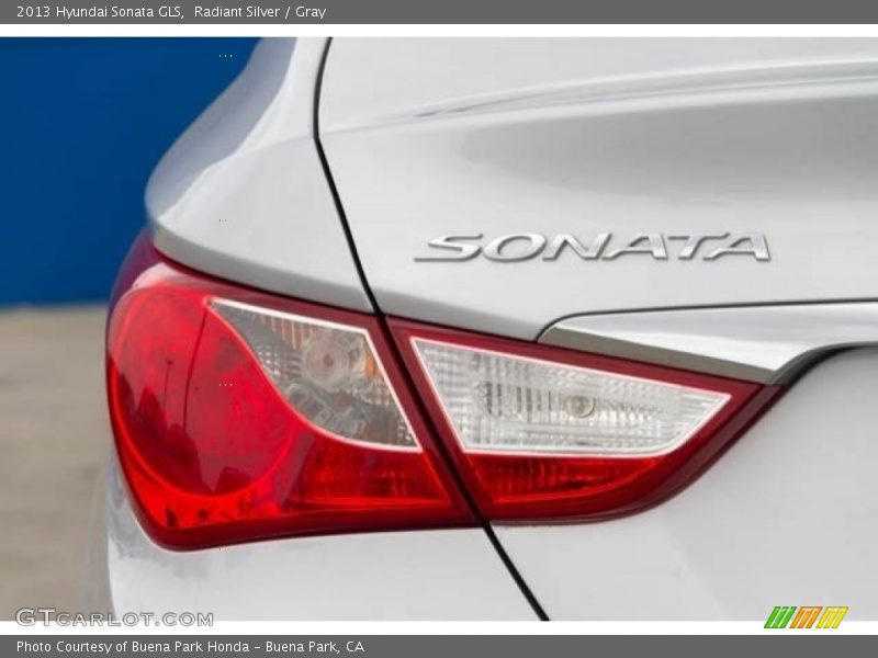 Radiant Silver / Gray 2013 Hyundai Sonata GLS