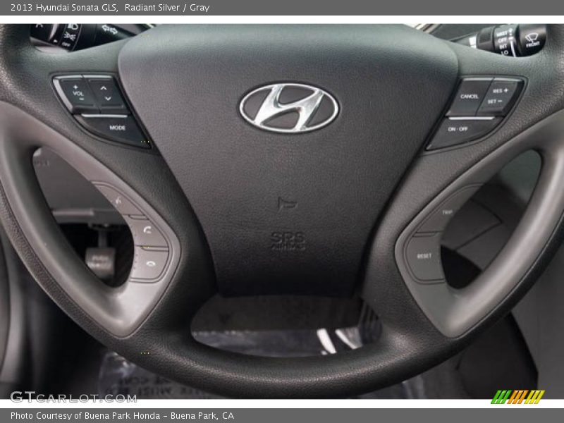 Radiant Silver / Gray 2013 Hyundai Sonata GLS