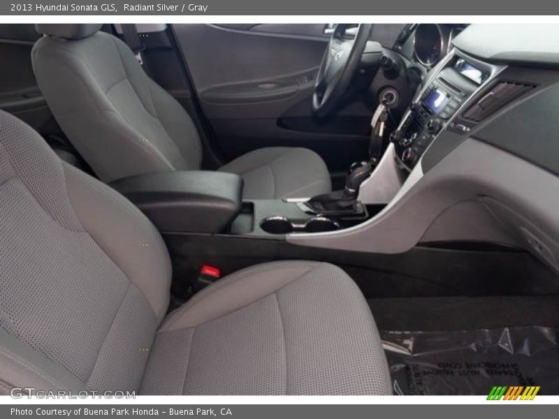 Radiant Silver / Gray 2013 Hyundai Sonata GLS