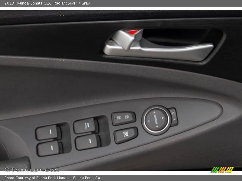 Radiant Silver / Gray 2013 Hyundai Sonata GLS